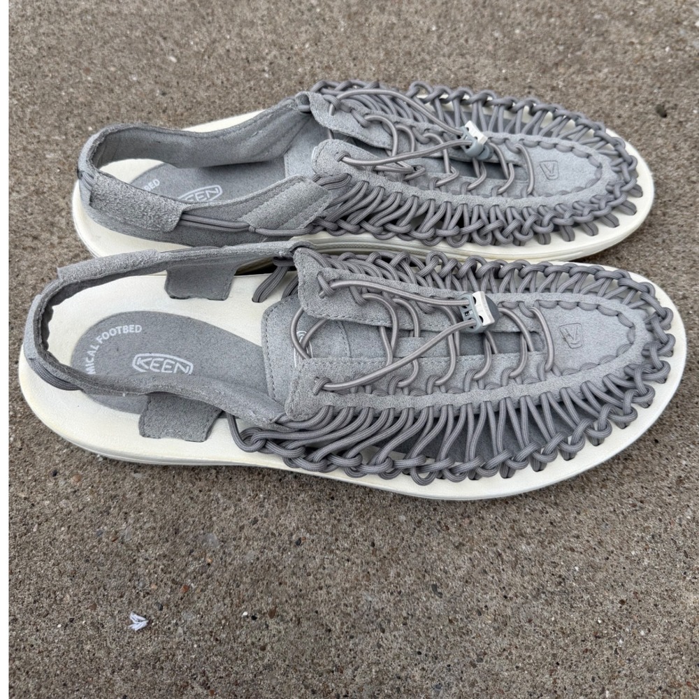 KEEN Uneek Mens Sandals Size 13 Grey Corded Bungee Outdoor Water Shoes 1017037
